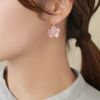 樹脂ピアス 桜 ストーン レジン ドロップピアス