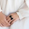 リング yura メタル メッシュ リボン ブラック フリーサイズ 指輪