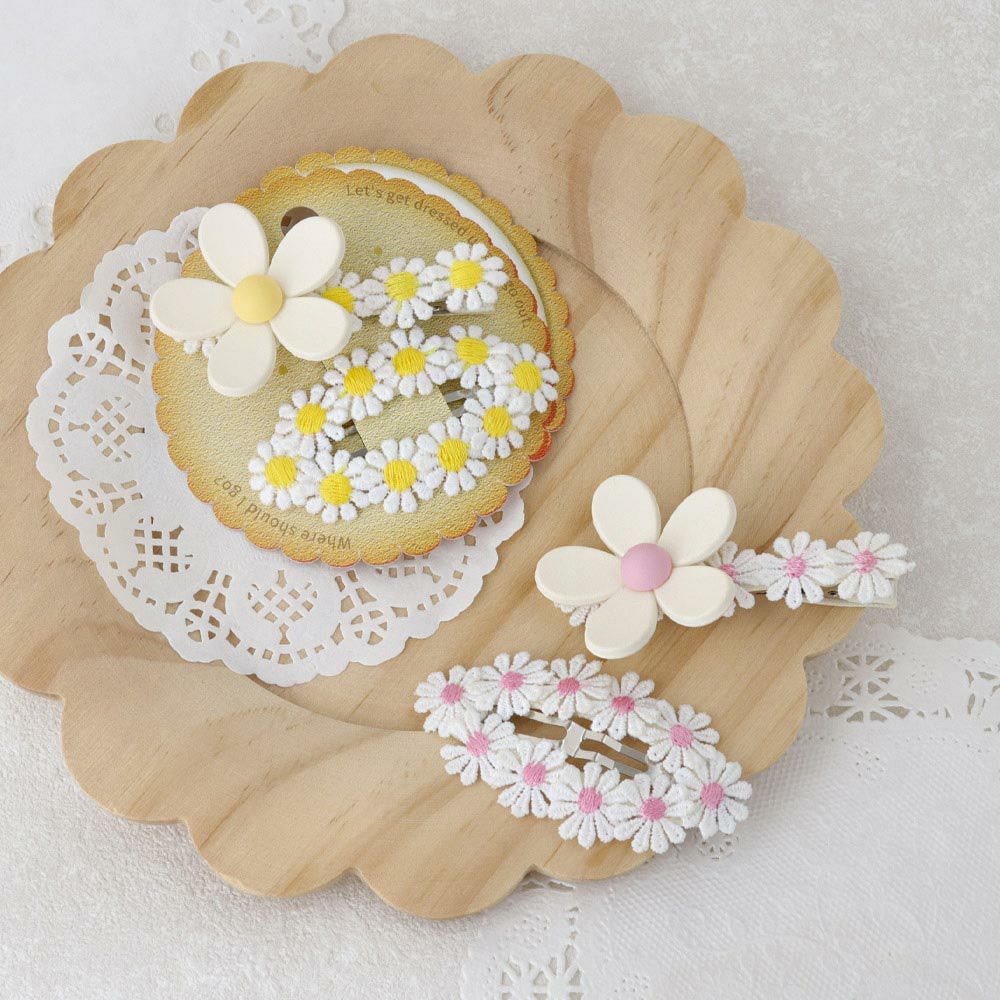 ꫛꫀꪝ【大きいマーガレット②】ベビーヘアクリップ キッズヘア  